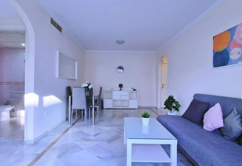 En La Playa Piscinas Jardines Puerto Banus Wifi Apartment Marbella