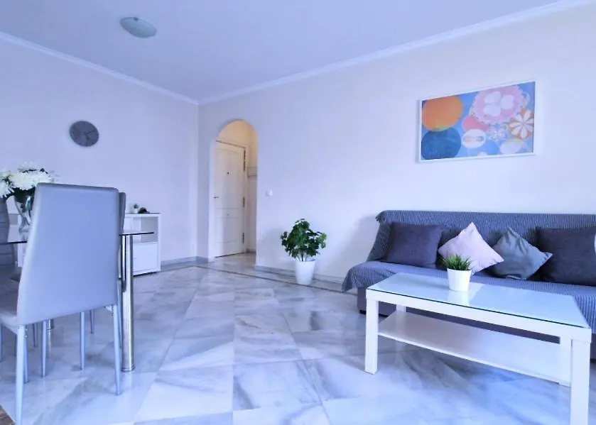 En La Playa Piscinas Jardines Puerto Banus Wifi Apartment Marbella