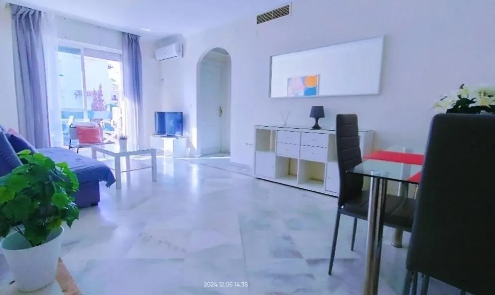 En La Playa Piscinas Jardines Puerto Banus Wifi Apartment Marbella Spain