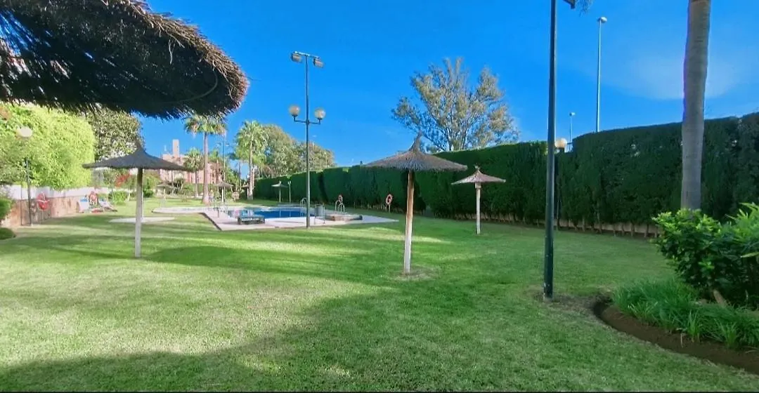 En La Playa Piscinas Jardines Puerto Banus Wifi Apartment Marbella